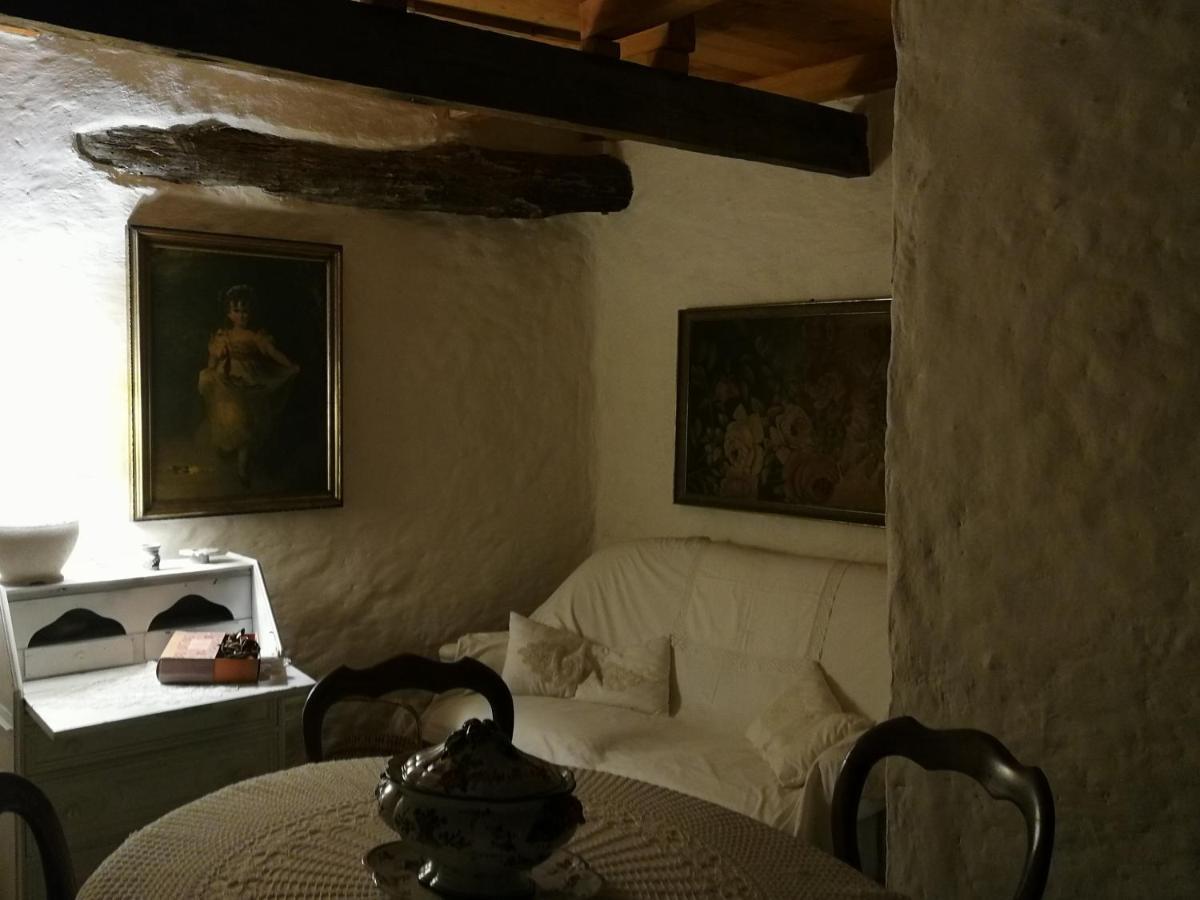 Casale Maria Mafalda Pieve di Teco Экстерьер фото